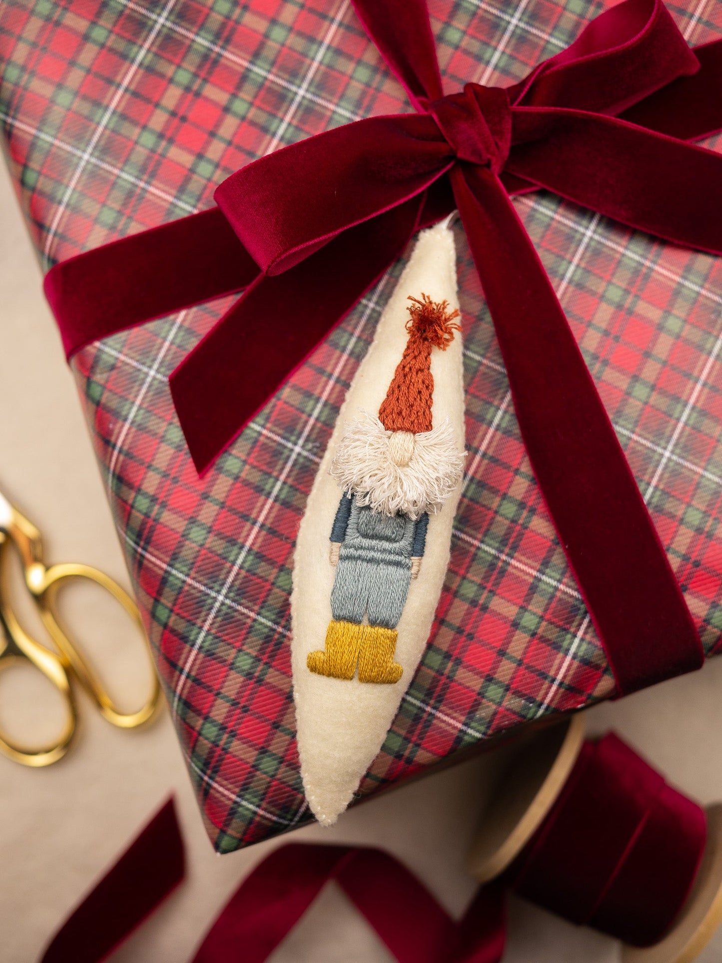 Gnome Ornaments Embroidery Kit - homesewn