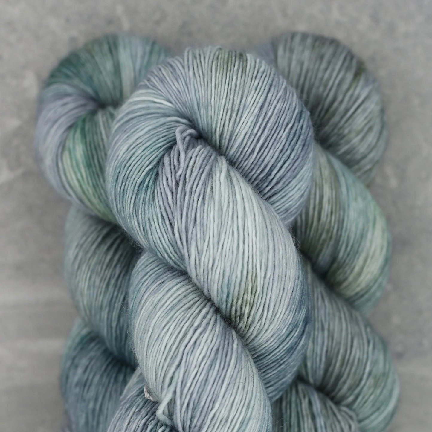 Twist Light Yarn - homesewn