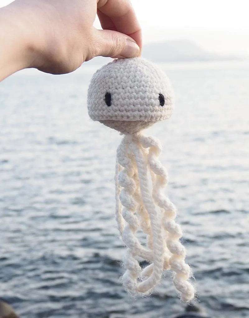 Toft Mini Crochet Kit-Mike the Jellyfish (Cream)